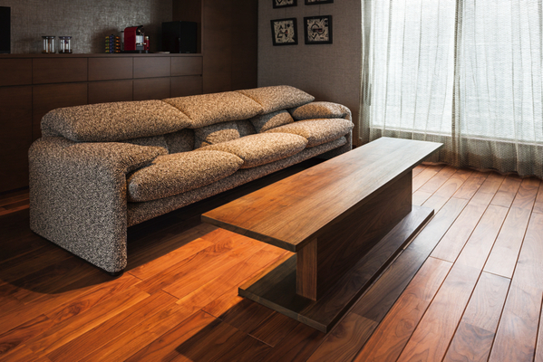 order center table